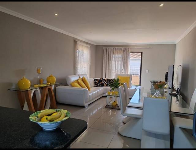 3 BEDROOM HOUSE FOR SALE IN SONNEVELD